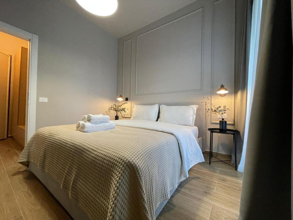 Square 21 Apartments Tiranë Luaran gambar