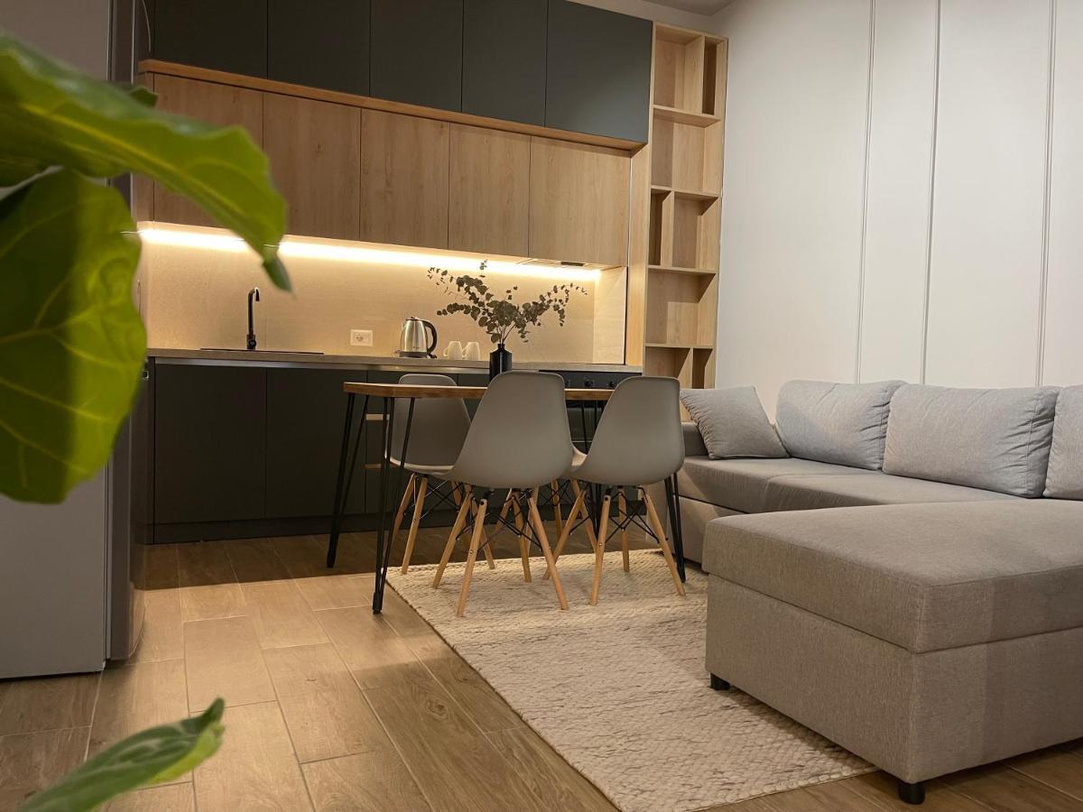 Square 21 Apartments Tiranë Luaran gambar