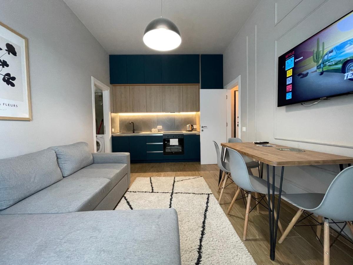 Square 21 Apartments Tiranë Luaran gambar