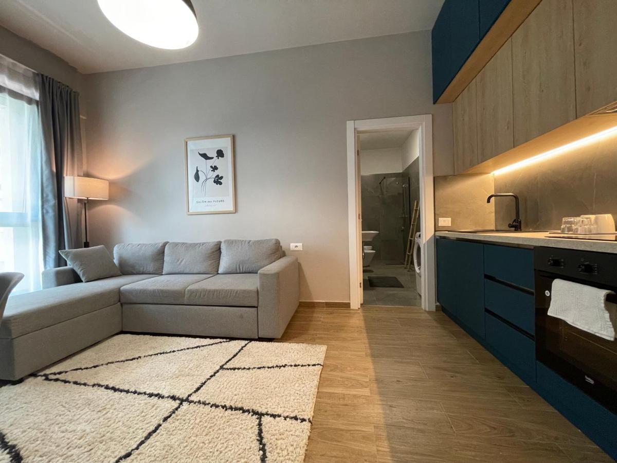 Square 21 Apartments Tiranë Luaran gambar